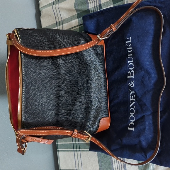 Crossbody Purse Dooney & Bourke - Picture 2 of 5